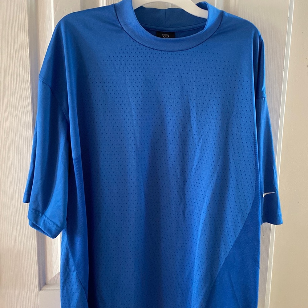 Nike dry fit golf shirt!